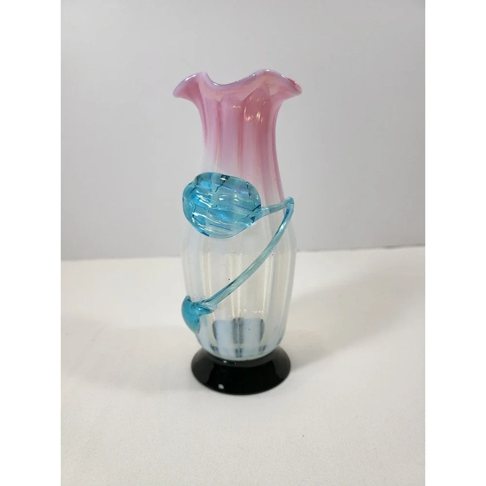 Antique Japanese Taisho Korikoppu Art Glass Ruffled Vace Applied Vine